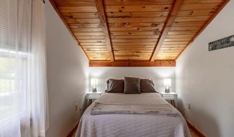 39 Bourdeau Ln N, Alburgh, VT 05440