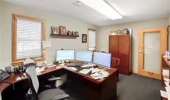 2181 Post Rd 2, Warwick, RI 02886