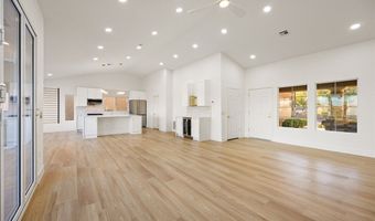 2808 Crown Ridge Dr, Las Vegas, NV 89134