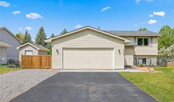 3343 Quarry Ave, Anoka, MN 55303