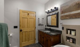 1641 Meadowview Rd, Arnold, CA 95223