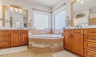 3546 Calle Verde Dr, Alamogordo, NM 88310