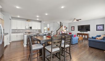 1600 Creeks Crossing Dr, Algonquin, IL 60102