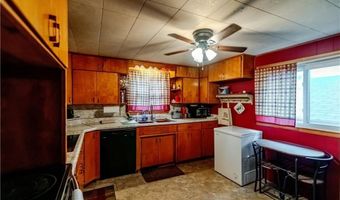 212 N 9th St, Atchison, KS 66002