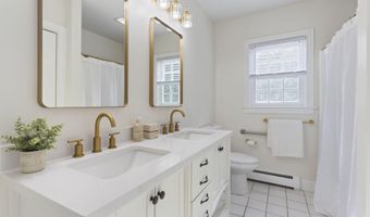 12 Summit Ter, Falmouth, ME 04105