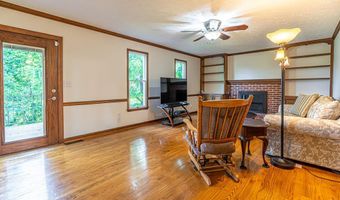 20010 Oakwood Dr, Abingdon, VA 24211
