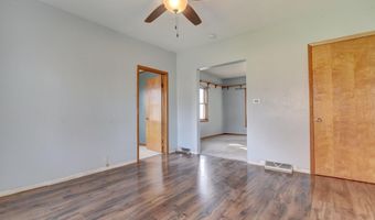 910 2nd Ave, Armstrong, IA 50514