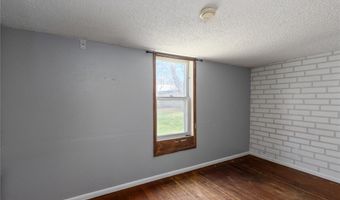 119 S Woodard Ave, Absarokee, MT 59001