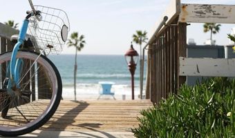 2202 Greenbrier Dr, Oceanside, CA 92054