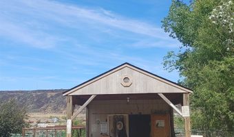 6252 King Hill Canal Rd, Bliss, ID 83314