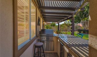 10844 Aster Ln, Apple Valley, CA 92308