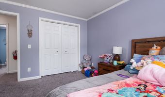 46 Duffy Dr, Bennington, VT 05201
