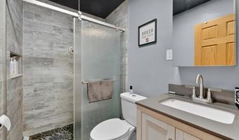 16244 Philomene Blvd, Allen Park, MI 48101