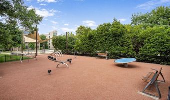 10374 JACOBSEN St, Bethesda, MD 20817
