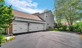 7 ROCK RIVER Ct, Algonquin, IL 60102