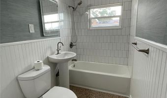 521 FAIRFAX Ln, Apollo Beach, FL 33572