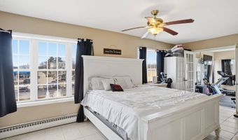 16 Brown St, North Providence, RI 02904