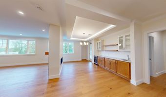 1 Longview Dr 401, Atkinson, NH 03811