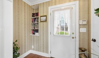 99 Oldfield Ave, Amityville, NY 11701