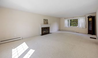 622 Wiese Rd, Cheshire, CT 06410