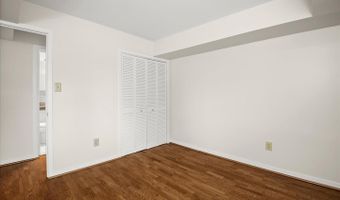 8908 BATTERY Pl #5, Bethesda, MD 20814