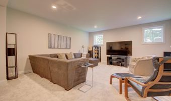 1484 Apple Farm Ln, Anderson Twp., OH 45230