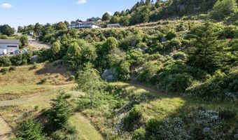 Crown Terrace Loop 2, Brookings, OR 97415