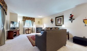445 Captain Eames Cir 445, Ashland, MA 01721