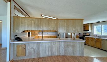 98609 CAMELLIA Dr, Brookings, OR 97415