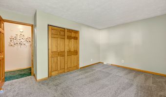248 Old Trail Dr, Bargersville, IN 46106