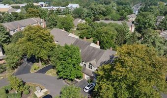233 TOWYN Ct, Ambler, PA 19002