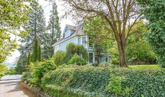 496 Beach St, Ashland, OR 97520