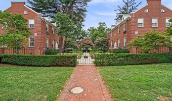715 S WASHINGTON St A-32, Alexandria, VA 22314