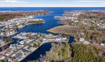 20 Dune Dr, Bayville, NJ 08721