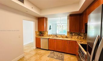 3340 NE 190th St 403, Aventura, FL 33180