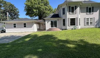 911 Pine St, Atlantic, IA 50022