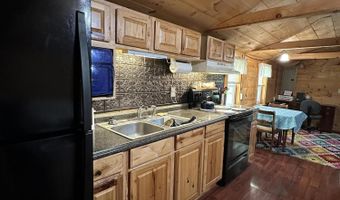 325 Seals Rd, Annville, KY 40402