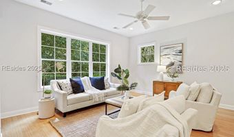 42 Glencairn Ave, Bluffton, SC 29910