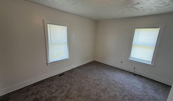 406 E 17th St A, Bedford, IN 47421