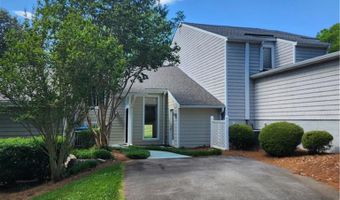 171 Golfview Dr, Advance, NC 27006