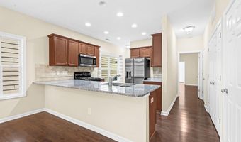 919 Branch Line Ln, Apex, NC 27502