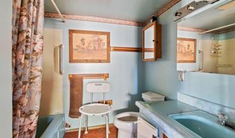 17711 Fuzzy Ln, Anderson, CA 96007