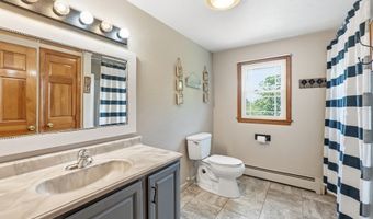 15 Sibley Rd, Ashburnham, MA 01430