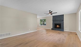 4553 Mars Ct NW, Acworth, GA 30101