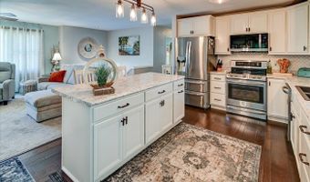 4101 Donald Dr, Madison, WI 53704