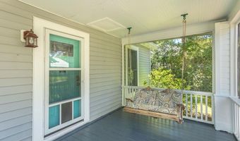 106 17th St, Apalachicola, FL 32320