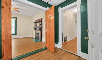 226 W Union St, Athens, OH 45701