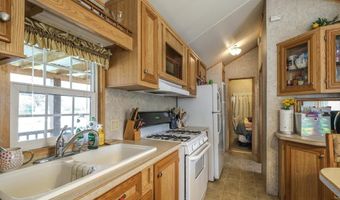 29 Breedlove Dr, Andrews, NC 28901