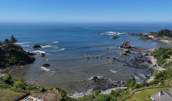 221 SCHOONER BAY Dr, Brookings, OR 97415
