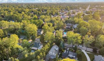 49 Burbank Dr, Amherst, NY 14226
